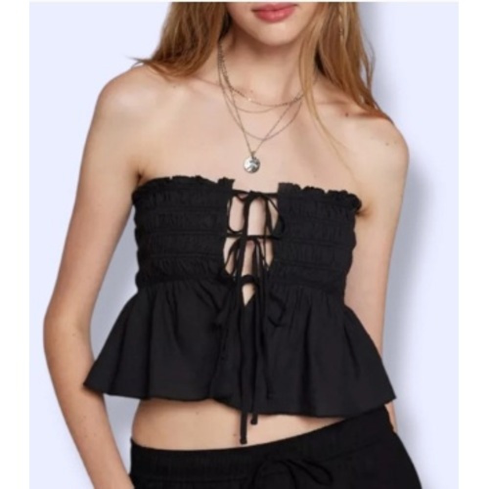 Kimchi Blue Black Smocked Tube Top Cotton Ruffle‎ Lace Up XS Urban Outfitters